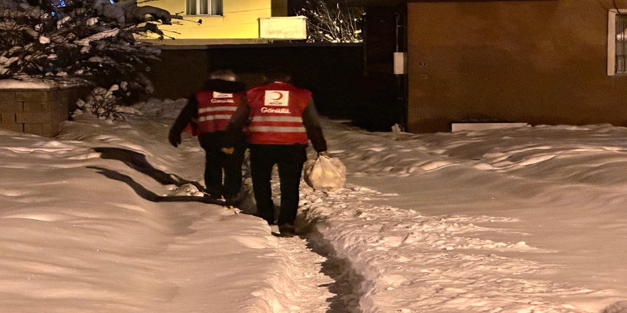 Muradiye Kızılay’dan iyilik seferberliği