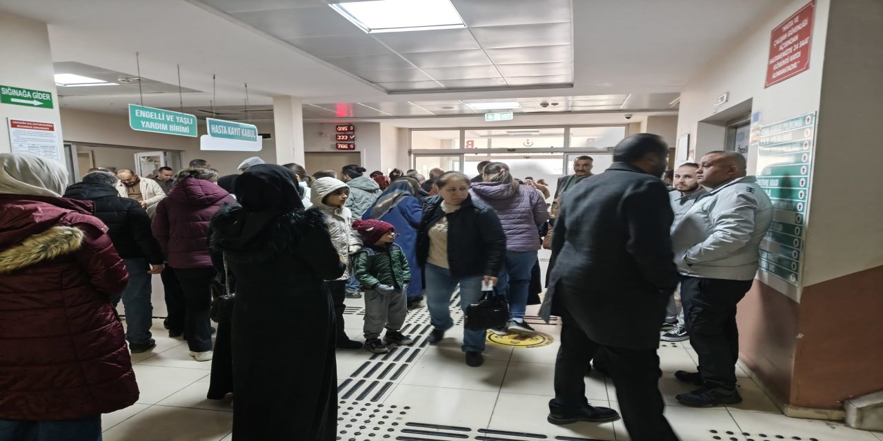 Aydın’da Hastaneler Kilitlendi! Soğuk Hava Şehri Teslim Aldı, Adım Atacak Yer Kalmadı