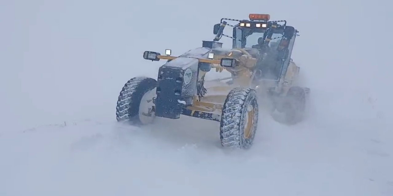 Dış Dünyayla Bağları Tamamen Koptu: Ekipler Zamanla Yarışıyor!