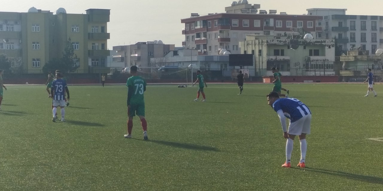 Cizre Derbisi Silopi'de golle başladı.