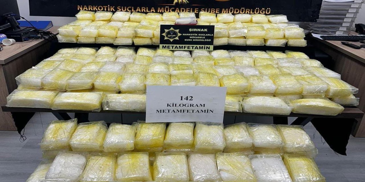 Cizre’de Zehir Tacirlerine Ağır Darbe: Su Deposundan 142 Kilogram Ölüm Çıktı!