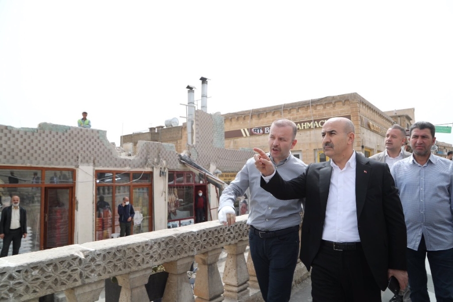 MARDİN BETONARMEDEN ARINIYOR, TARİHİ YAPILAR ESKİ İHTİŞAMINA KAVUŞUYOR