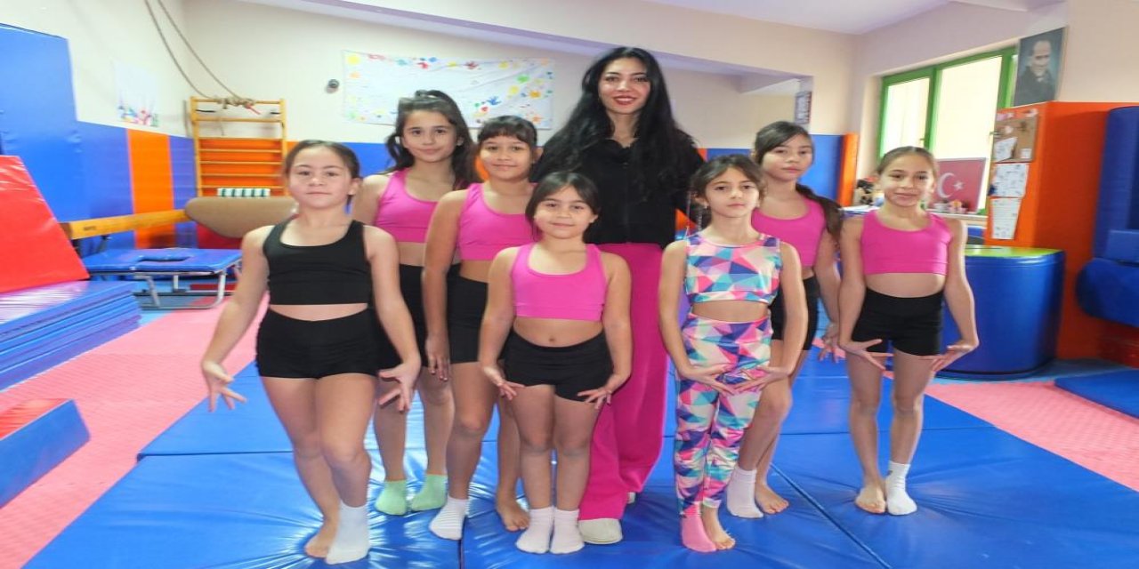 Burhaniye'de jimnastik kursları yoğun ilgi gördü