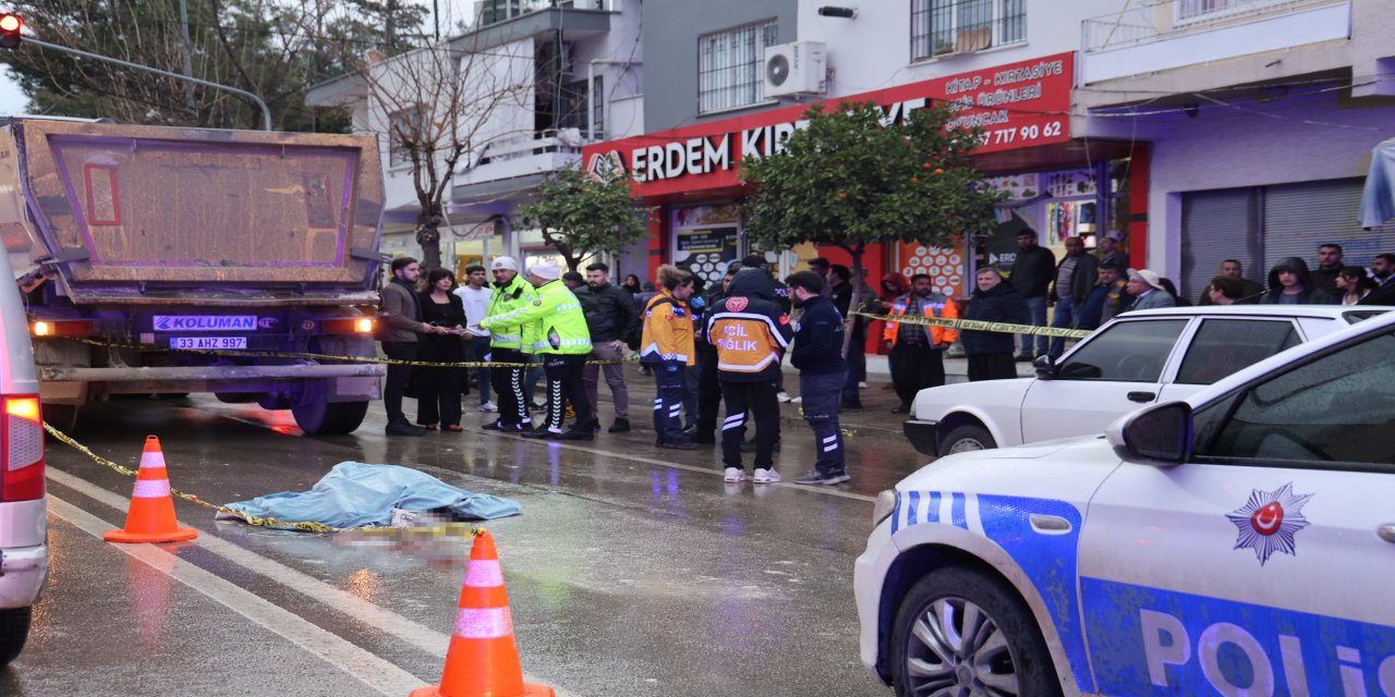 Kozan’da kamyonun çarptığı yaşlı adam hayatını kaybetti