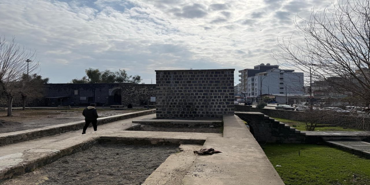 Cizre’nin Tarihi Abdaliye Medresesi Yeniden Ayağa Kalktı