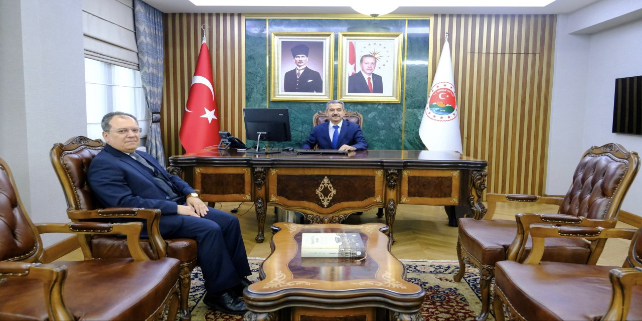 Şırnak İl Müftüsü Arif Yeşiloğlu’ndan Vali Ekici’ye Ziyaret