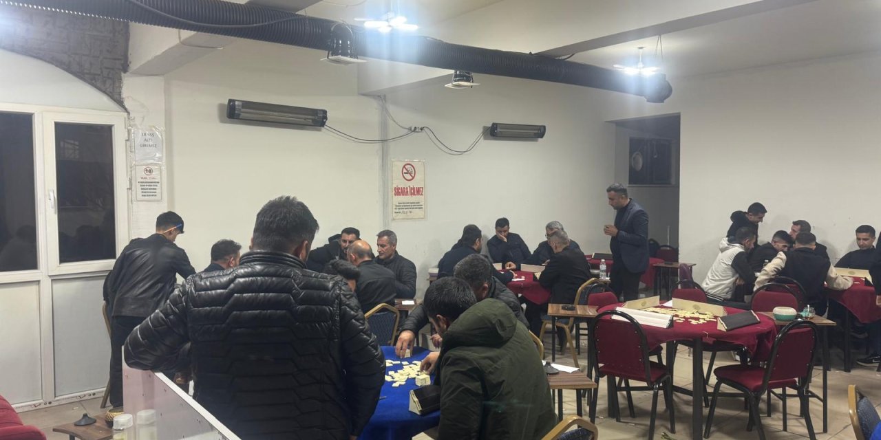 Şırnak’ta Sosyal Hayatın Adresi Kahvehaneler: Okey Kültürü Büyüyor