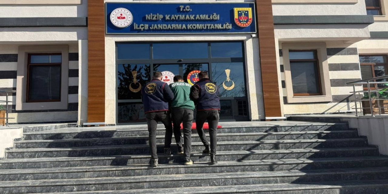 İki İlçede Titiz Takip! Jandarma Ve Savcılık El Ele Verdi, Aranan Suçluları Enseledi
