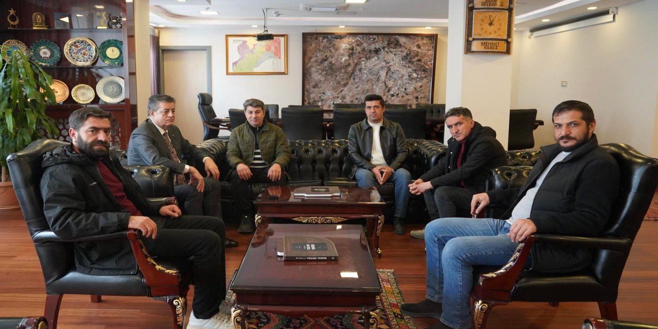 Ramazan Ayının İlk Ziyareti: Gazetecilerden Başkan Yarka’ya Anlamlı Buluşma