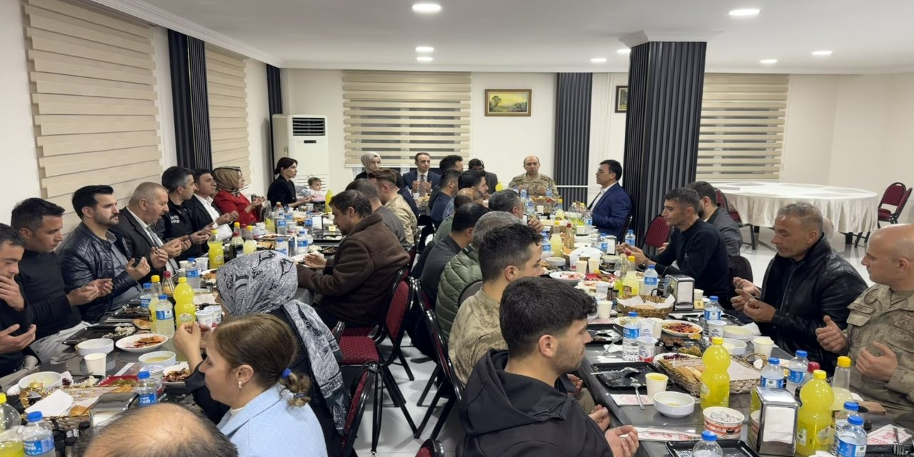 Güçlükonak’ta İftar Sofrasında Birlik Beraberlik Mesajı!