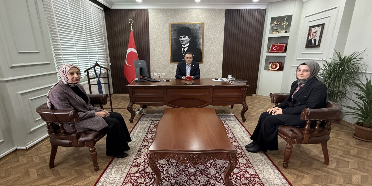 Güçlükonak’ta Vergi Haftası Kabulü: Kaymakam Memiş Personelle Buluştu