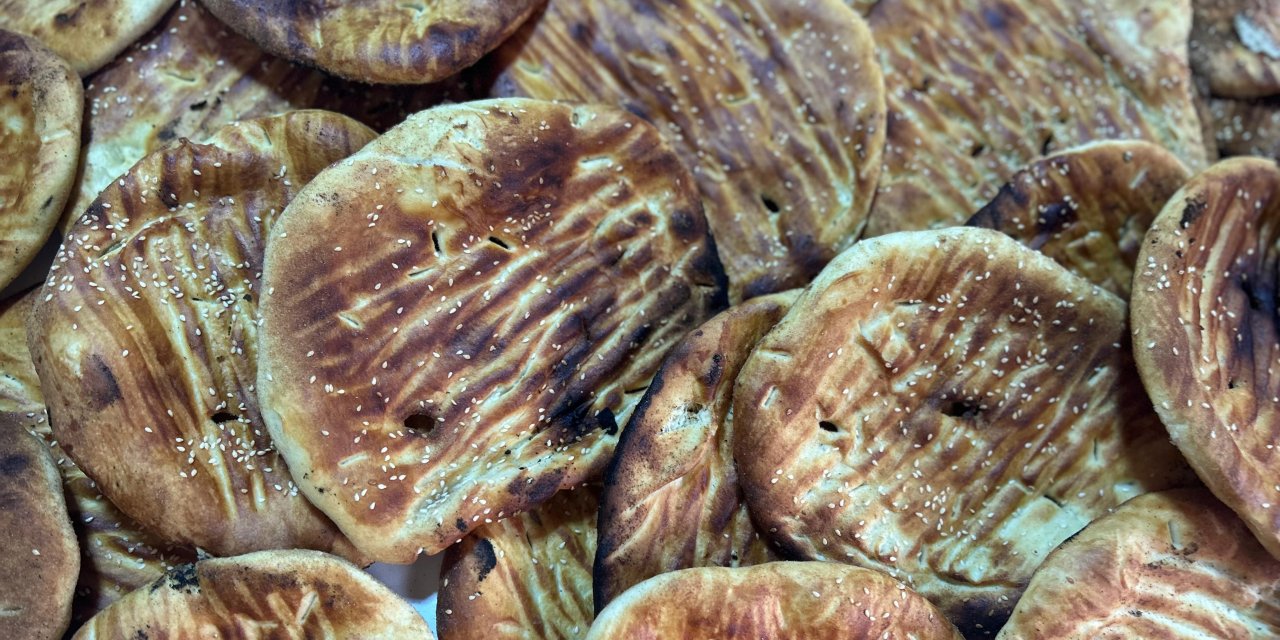 Van çöreği sahur sofralarının vazgeçilmezi oldu