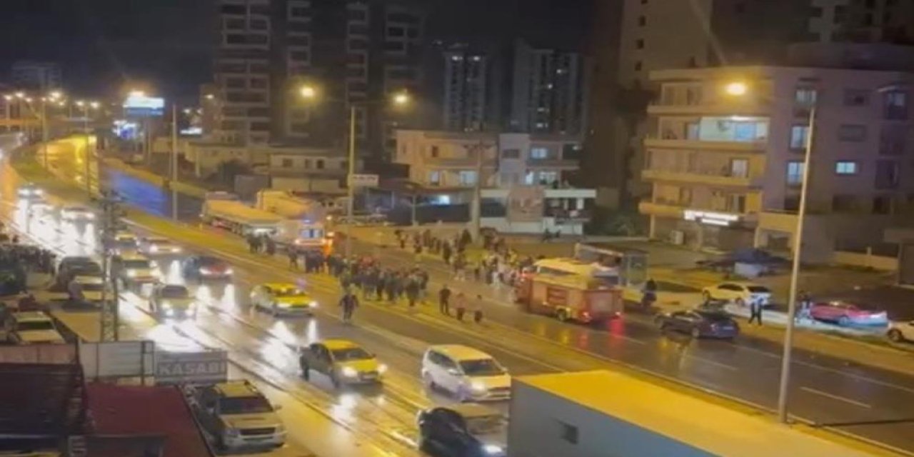 Mersin'de tırlar çarpıştı: 2 yaralı