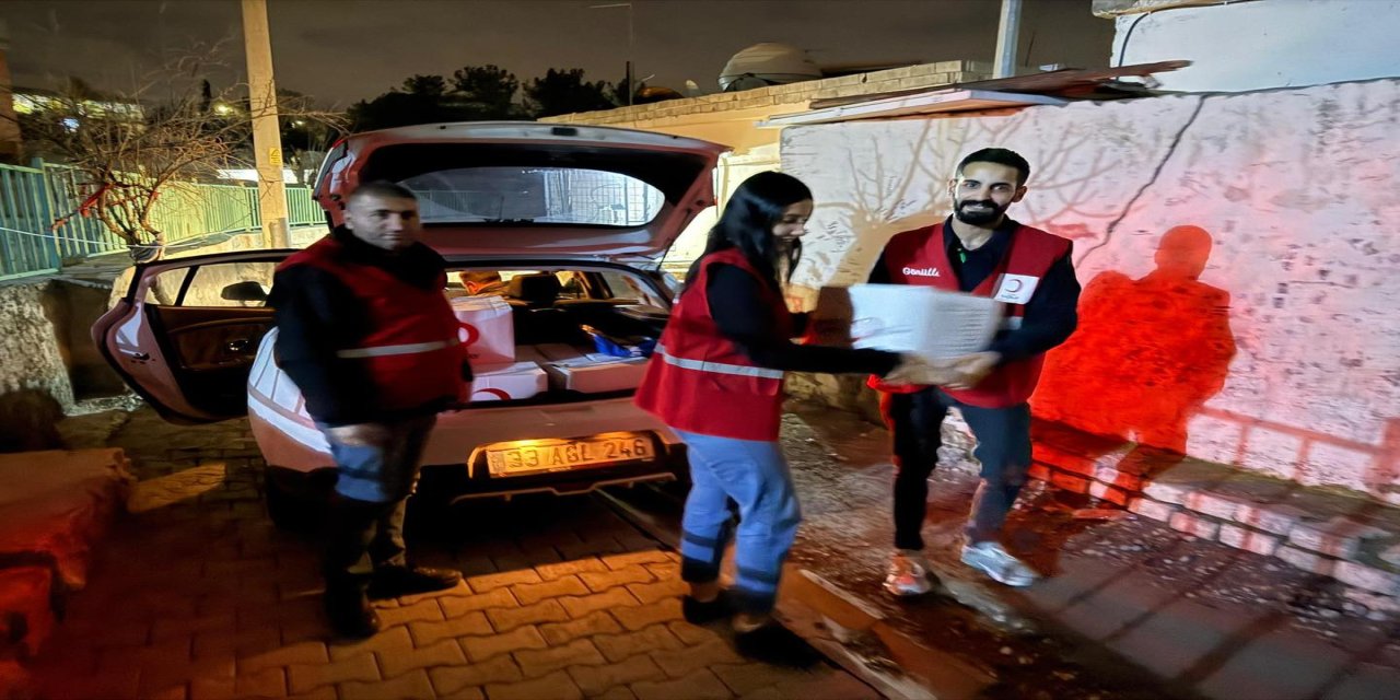 Türk Kızılay’dan Silopi’de Ramazan Bereketi: 100 Aileye Gıda Desteği