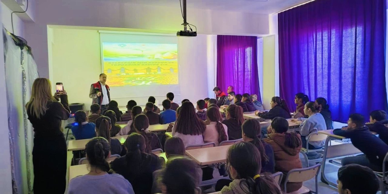 Cizre’nin Çavuş Köyü’nde Öğrencilere ‘Su Ve Toprak’ Eğitimi