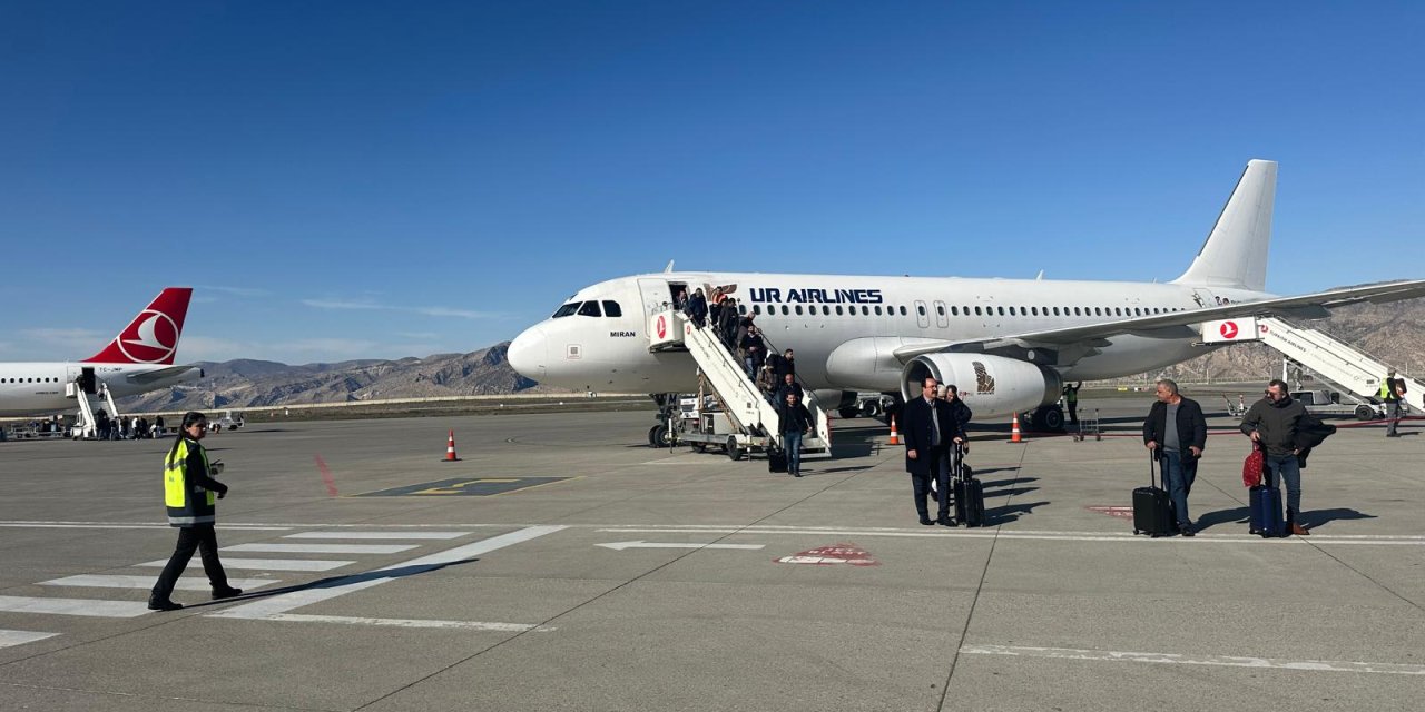 Uluslararası Trafik Şırnak’a Kaydı: Şerafettin Elçi Havalimanı’nda Yoğunluk