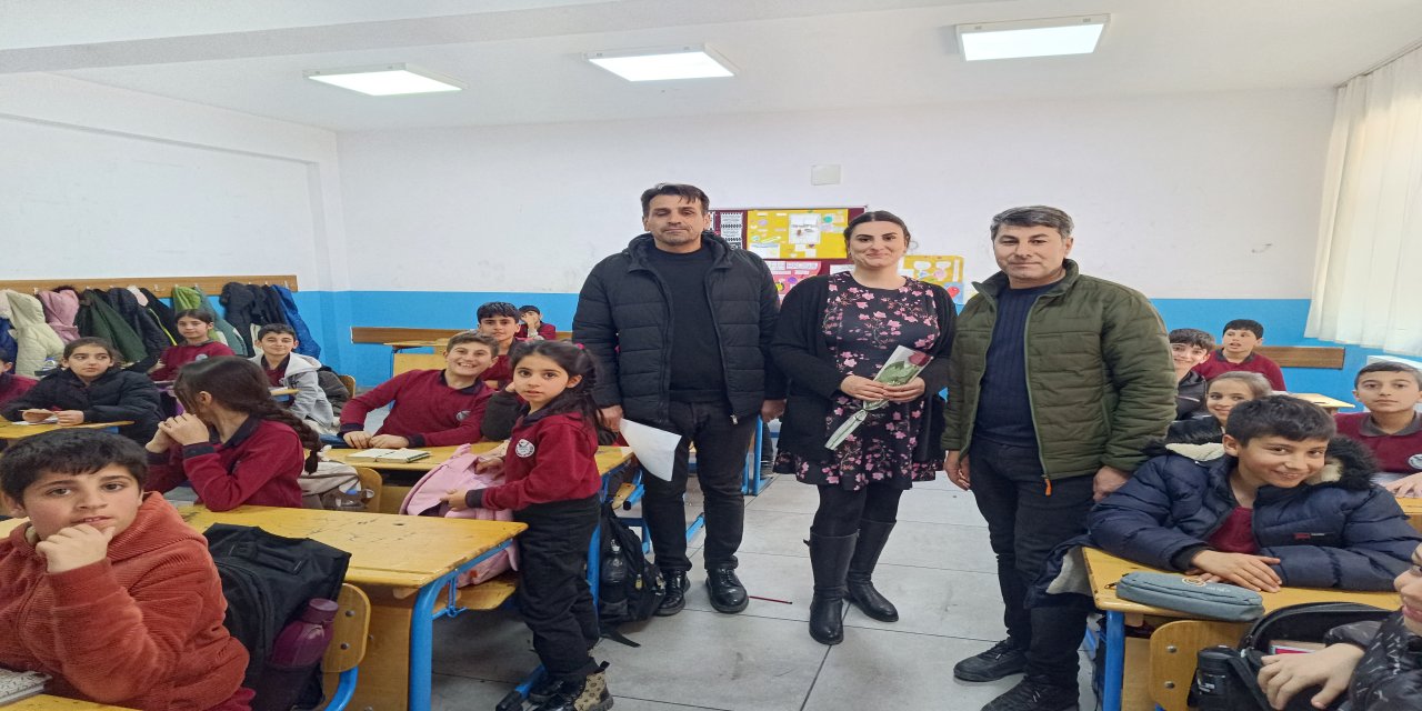 Şırnaklı Gazetecilerden Katledilen Öğretmen Fatma Nur Çelik İçin Anlamlı Ziyaret