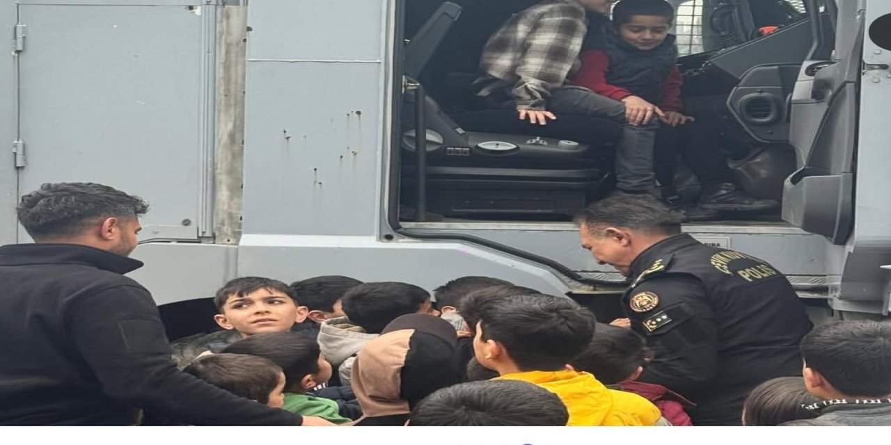 Cizre’de Çocuklara Polis Sürprizi: Hem Tanıştılar Hem Eğlendiler