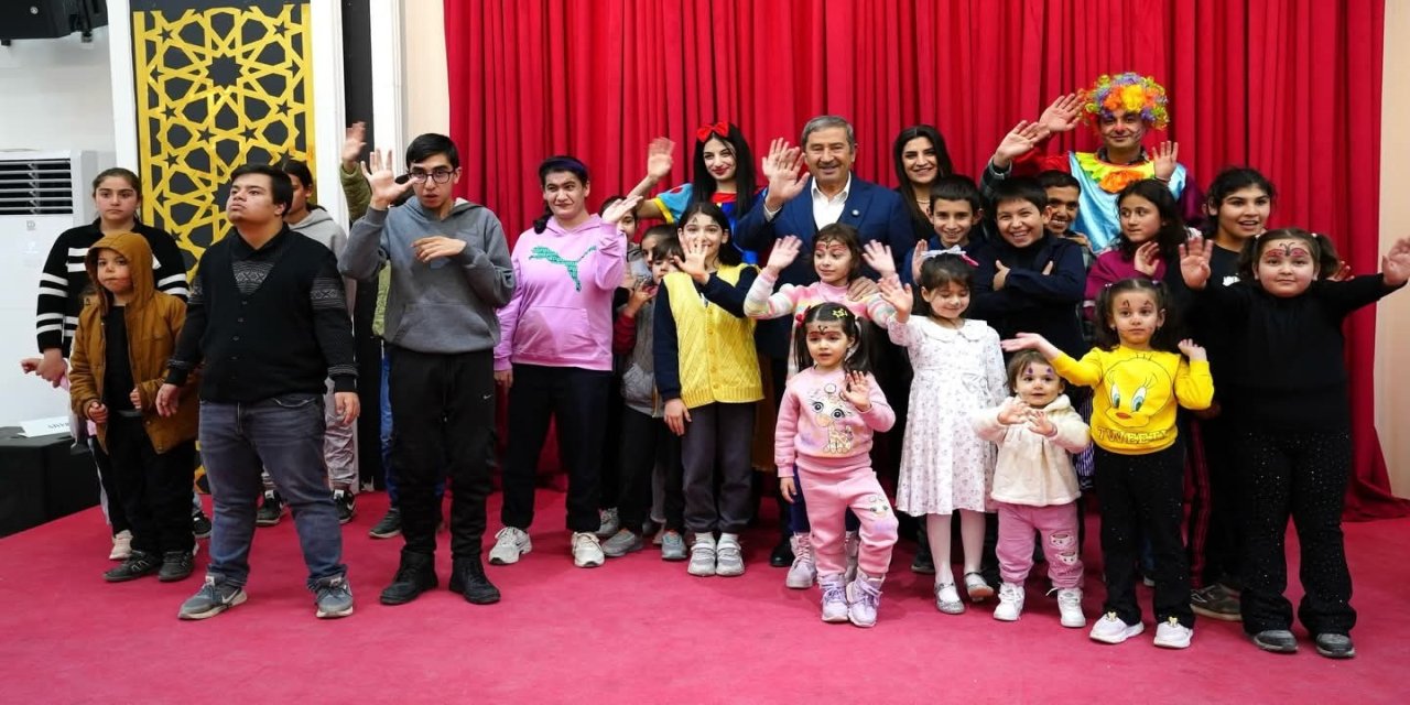 Darende’de "Gönül Sofrası": Başkan Bozkurt Öksüz ve Yetimlerle İftarda Buluştu