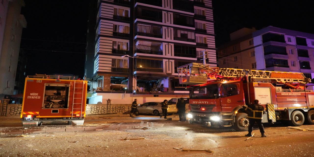 Niğde'de 14 Katlı Binada Şiddetli Patlama: Yaralı Sayısı 16'ya Yükseldi!