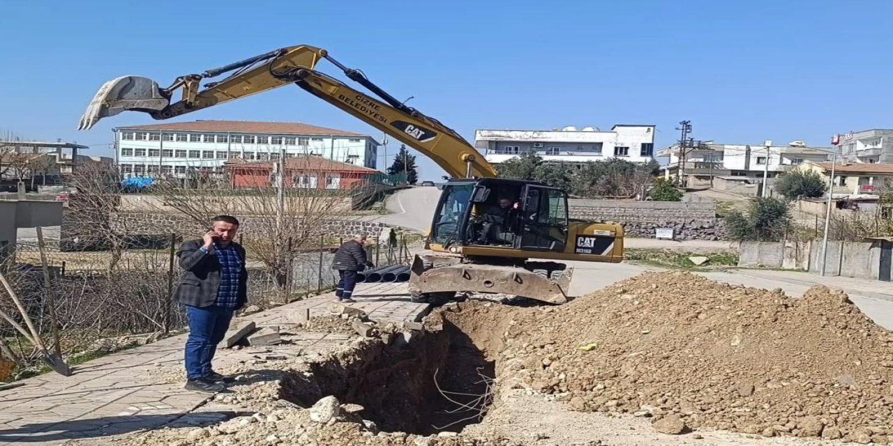 Cizre’de Altyapı Çalışmaları Hız Kesmeden Devam Ediyor