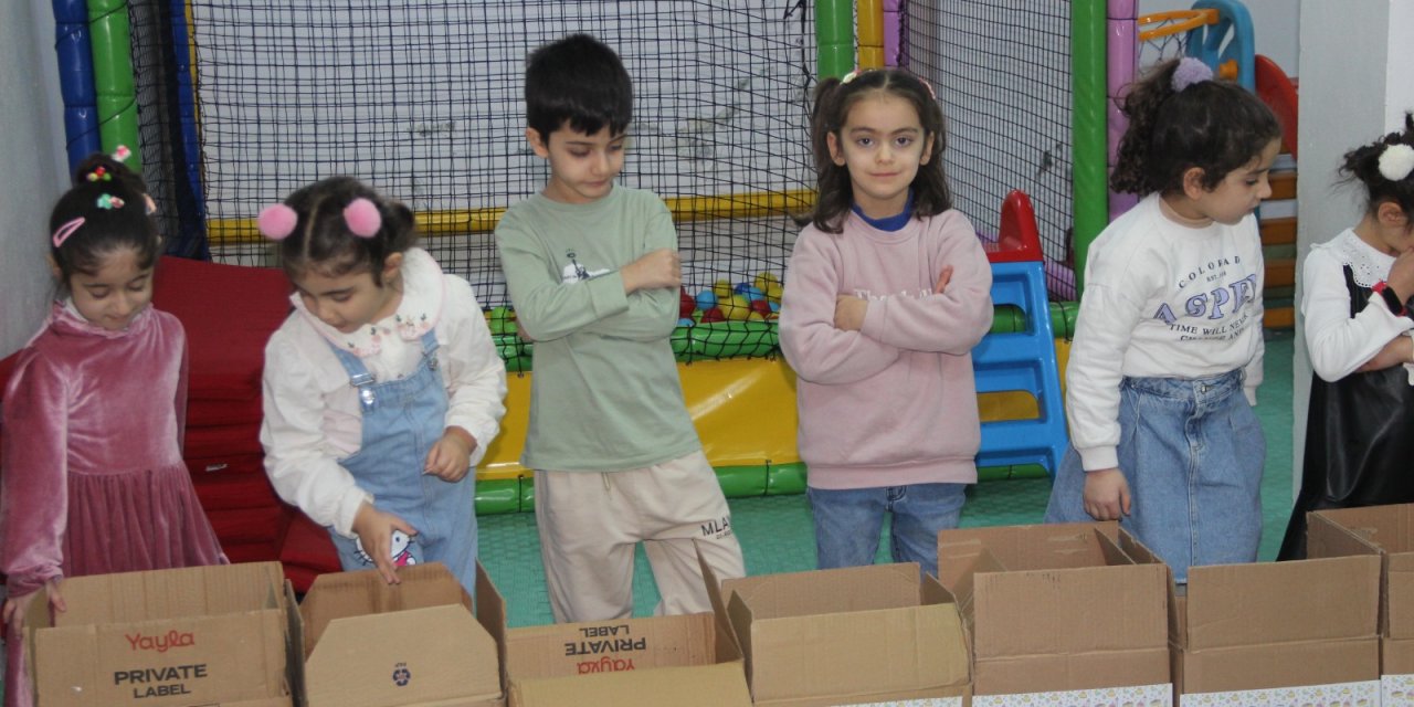 Cizre’de minik yüreklerden büyük dayanışma