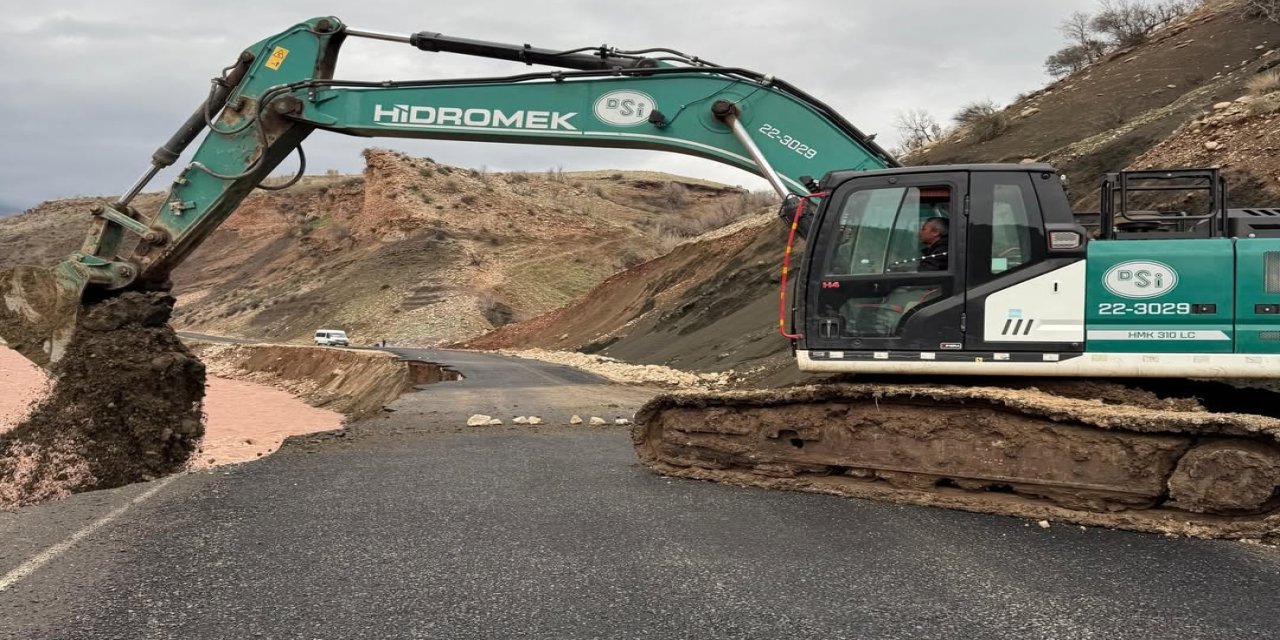 Şırnak’ta Yağış Sonrası Kapanan Tüm Yollar Açıldı