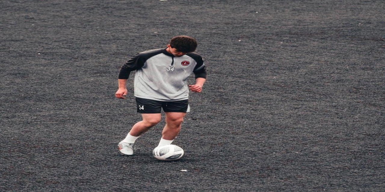 21 yaşındaki genç futbolcu Silahlı Saldırıda öldürüldü