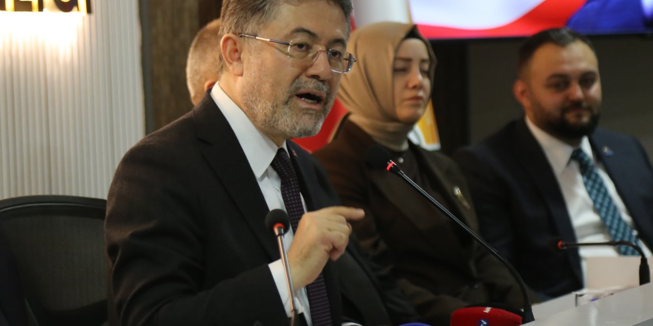 Bakan Yumaklı: "Üç tarafı denizlerle çevrili güzel ülkemin beş tarafı çatışmalarla, savaşlarla, her türlü krizle çevrilmiş durum