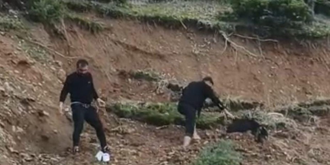 Çamura saplanan keçi son anda kurtarıldı