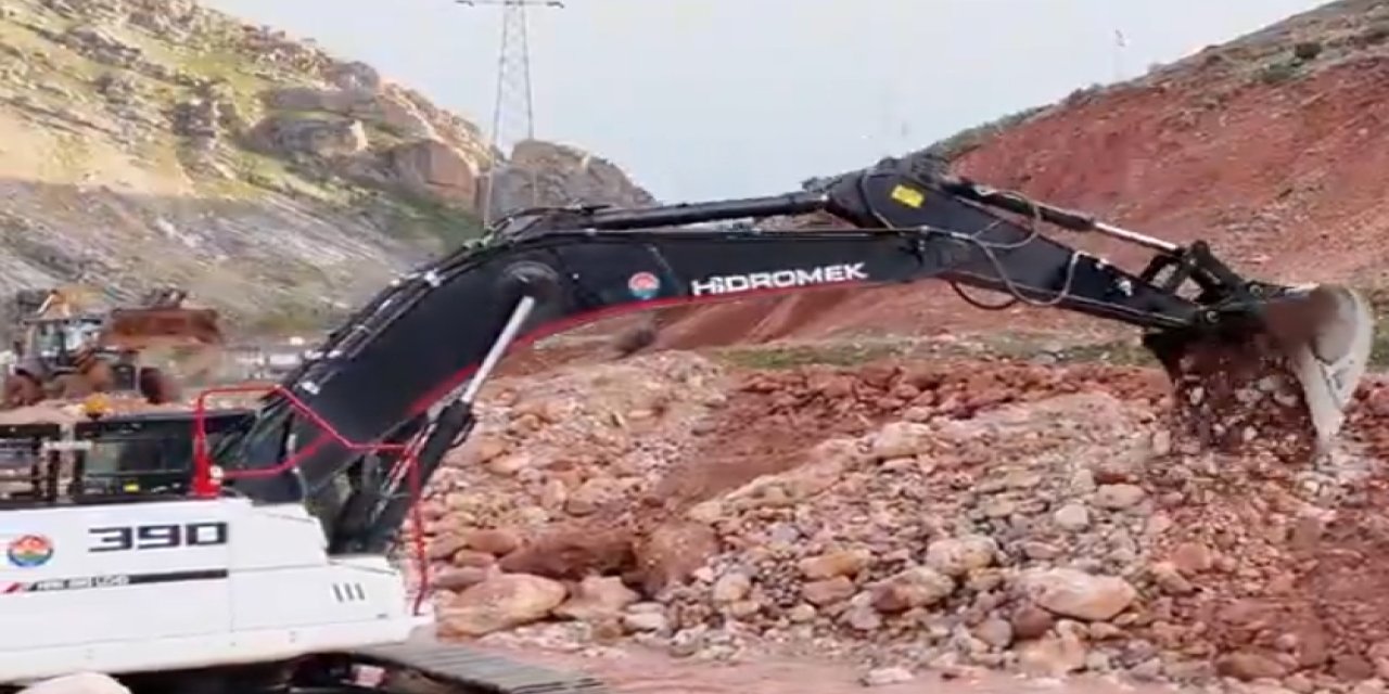 Kasrik Beldesi’nde Selin İzleri Siliniyor