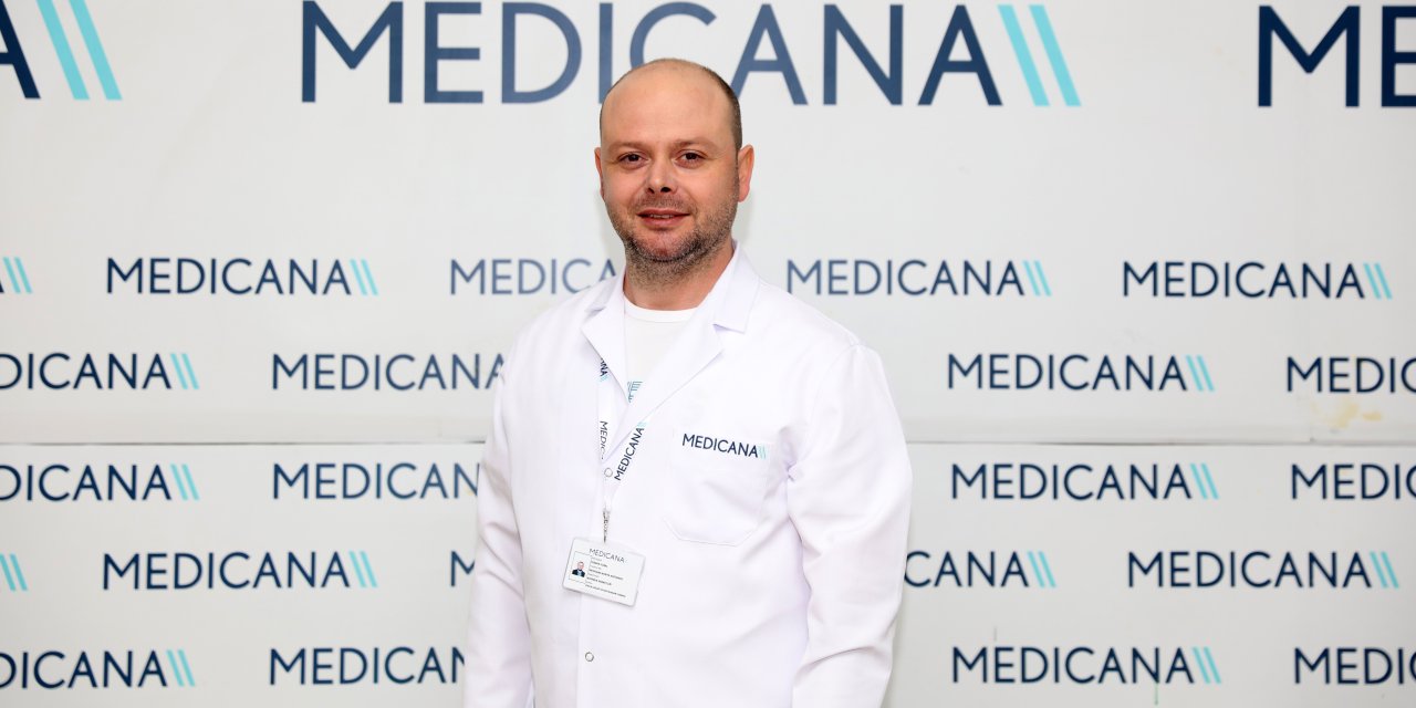 Anne Babalara Kritik Uyarı: "Ateşin Derecesinden Çok Çocuğun Durumuna Bakın"