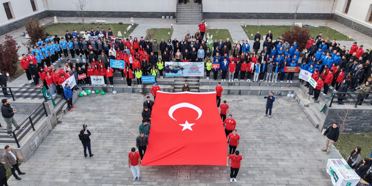 Yeşilay Türkiye Rafting Şampiyonası ve Milli Takım Seçme Yarışları başladı