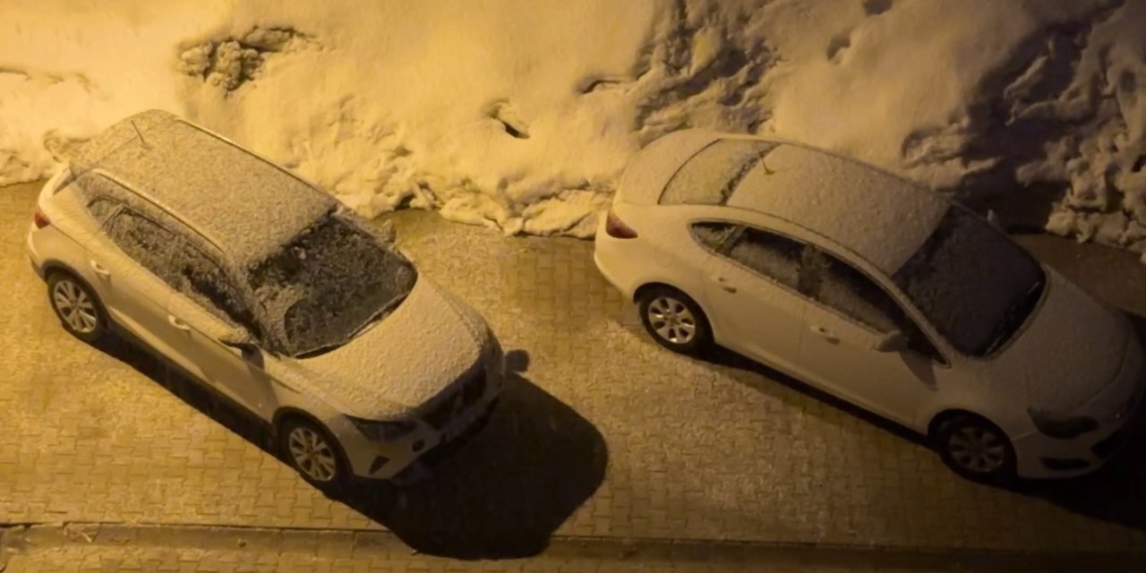 Hakkari Yüksekova’da kar yağışı etkili oldu