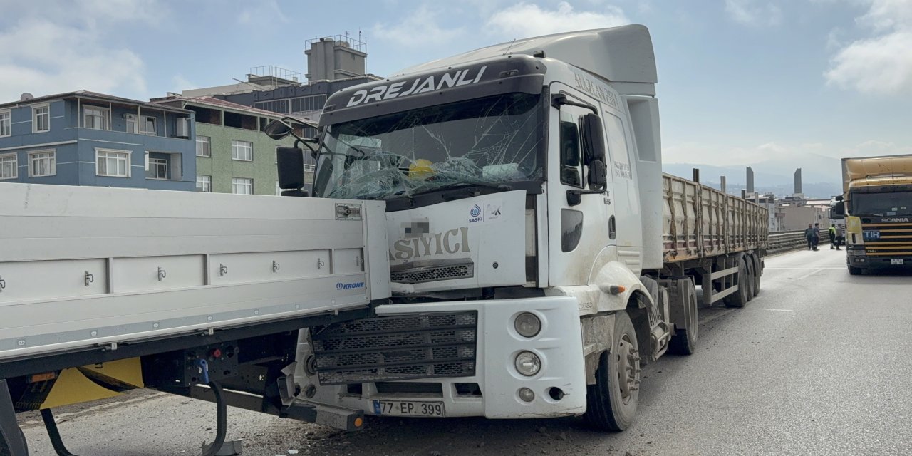 Lastik Patladı, Zincirleme Kaza Kaçınılmaz Oldu