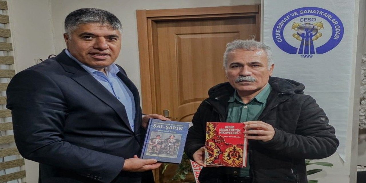 Gazeteci ve Araştırmacı Yazardan Esnaf Odası Başkanı Geleri’ye Kitaplı Ziyaret