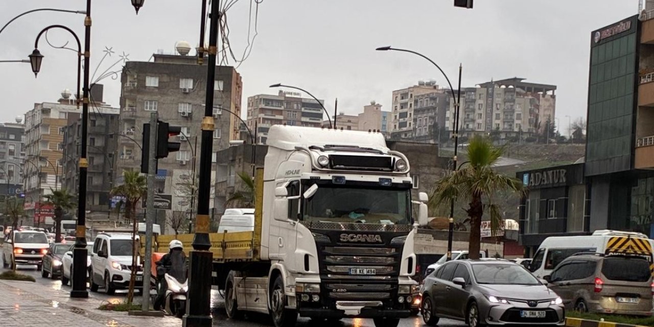 Cizre’de Sürücülerin ‘Kırmızı’ Çilesi
