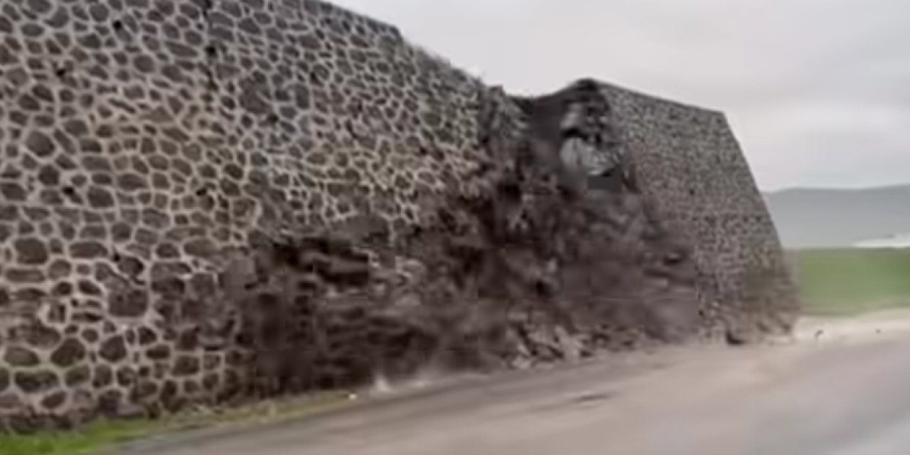 Cizre’de sağanak yağış sonrası istinat duvarı çöktü