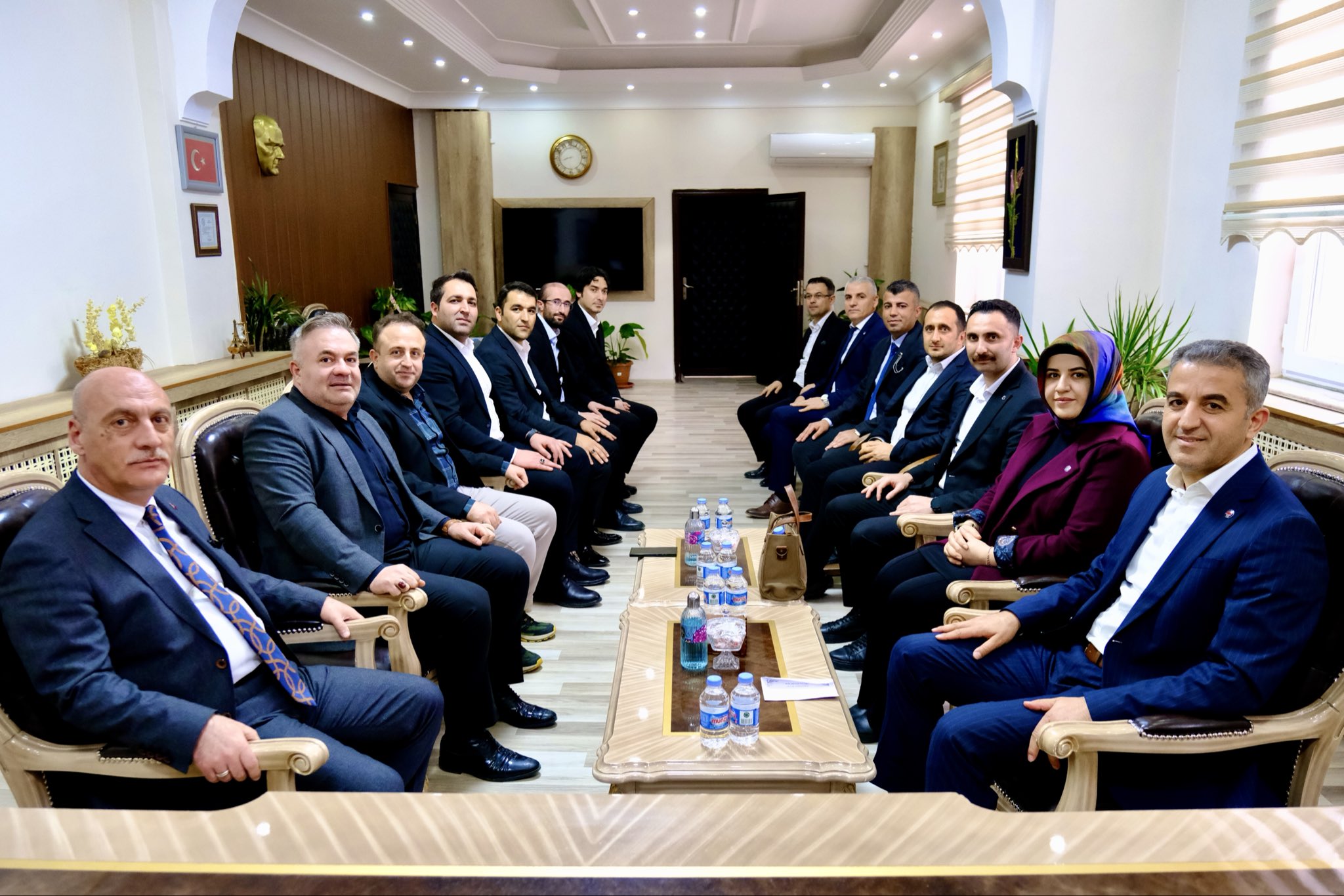 Eğitim-Bir-Sen’den Hakan Cırıt’a Hayırlı Olsun Ziyareti