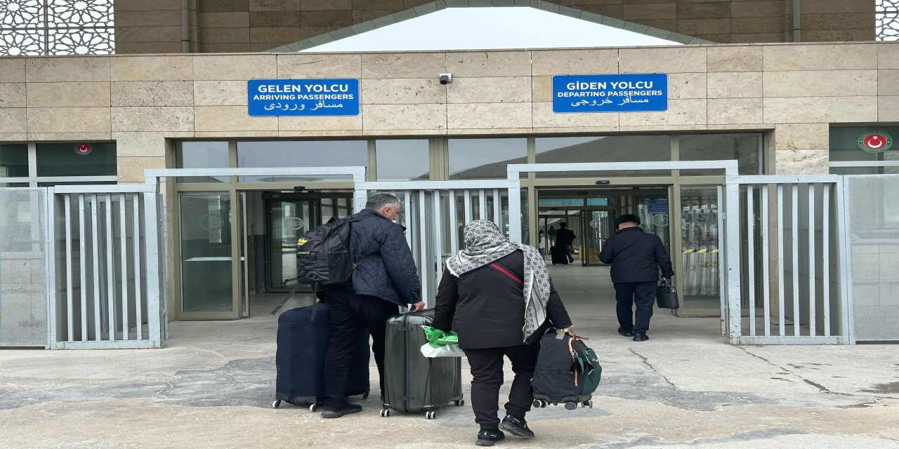 Sınırda Dikkat Çeken Tablo: Ticaret Var, Yolcu Yok