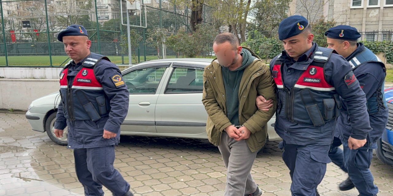 Define ararken yakalandı, hırsızlıktan gözaltına alındı