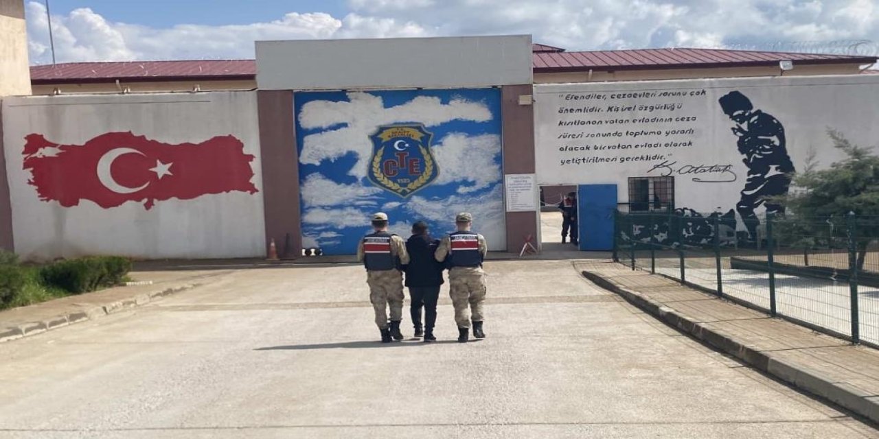 Kesinleşmiş 22 yıl cezayla aranan şahıs yakalandı