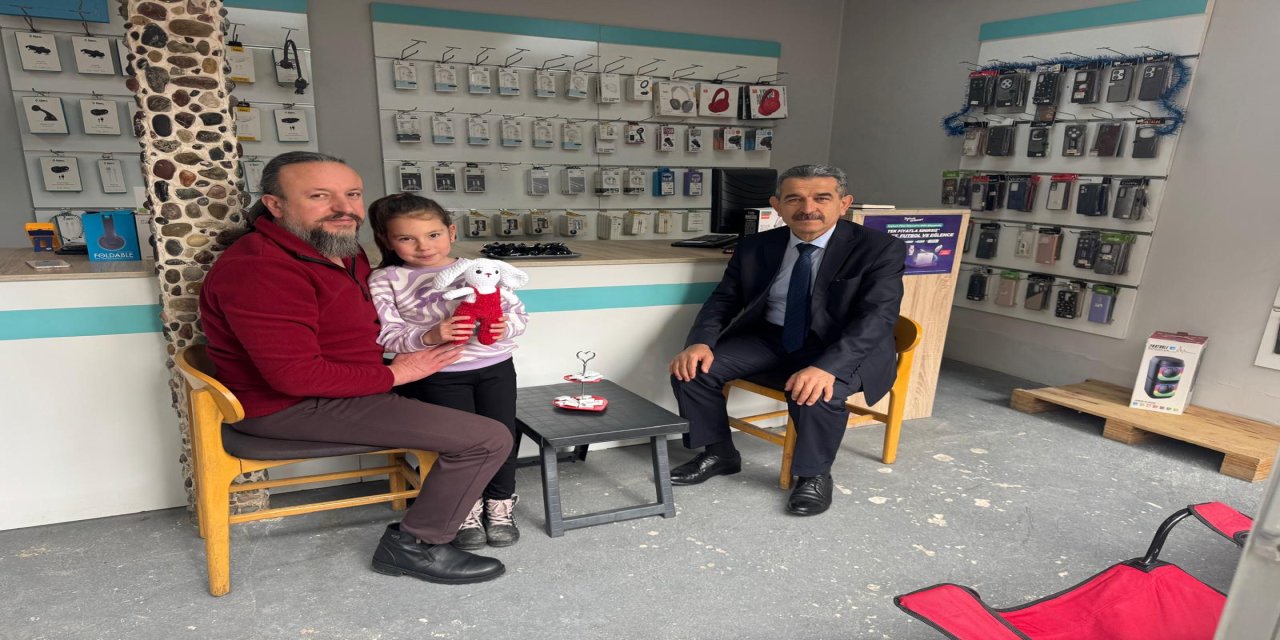 VALİ EKİCİ’DEN ESNAFA MORAL ZİYARETİ