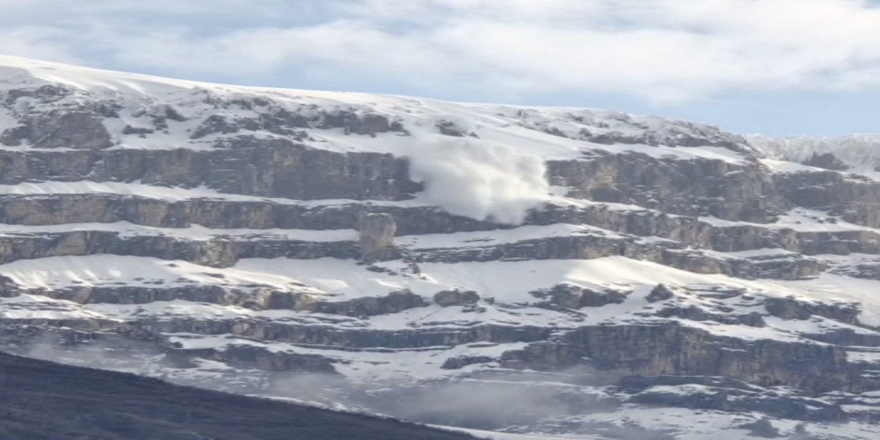 Şırnak’ta doğa iki yüzünü birden gösterdi!