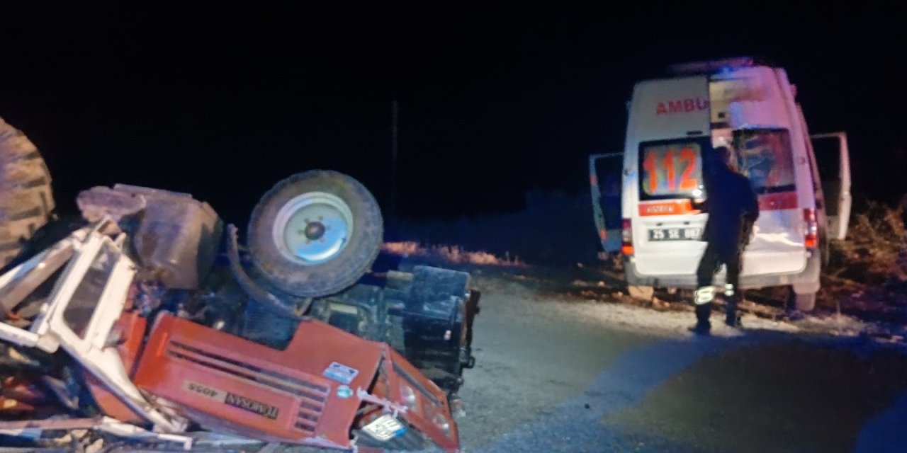 112 Ambulansı Traktöre Çarptı, 4 Kişi yaralandı