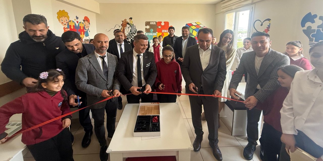 Silopi’de Öğrenciler İçin Akıl ve Zekâ Oyunları Atölyesi Açıldı