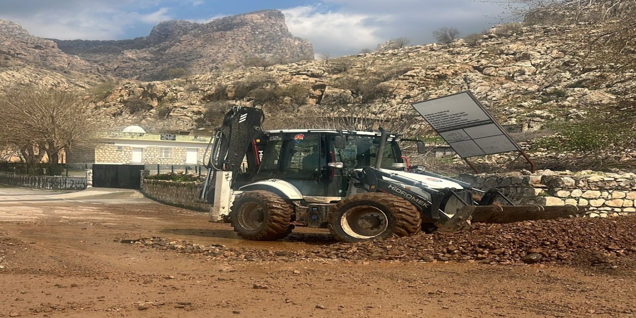 Şırnak'ta O Köyün Yolları Yeniden Ulaşıma Açıldı