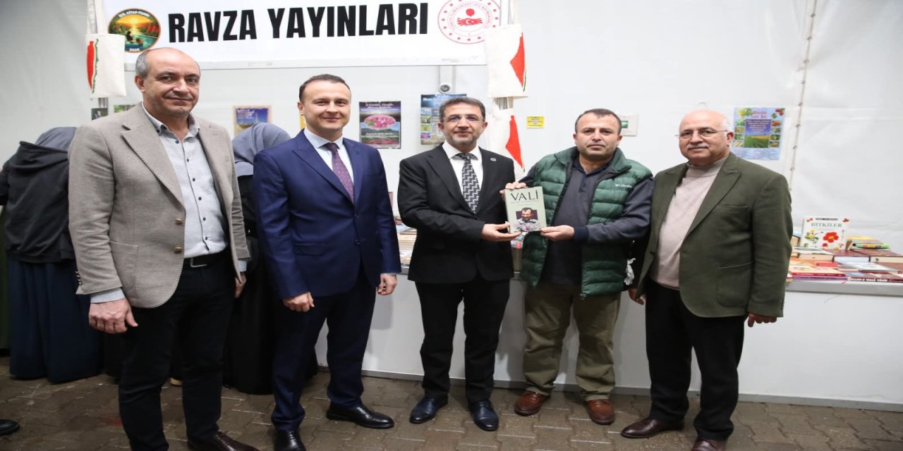 İdil’de Kültür Şöleni: İlk Kitap Fuarında Rektör Alkış’tan Anlamlı Söyleşi