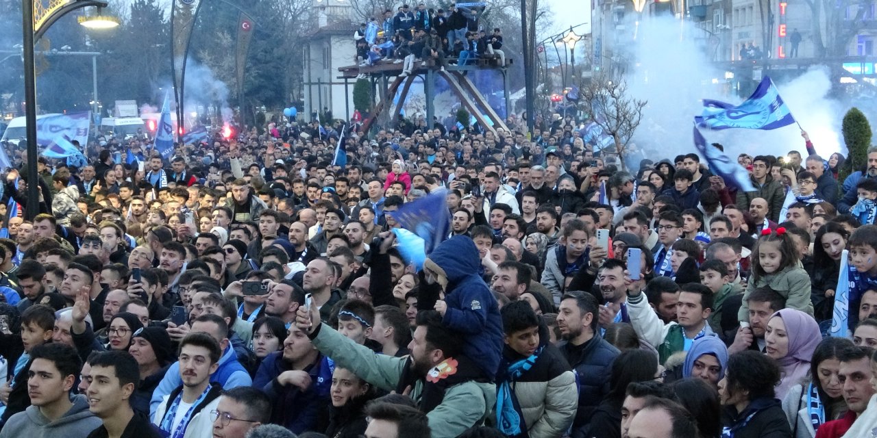 Kütahya’da 24 yıllık hasret son buldu: Belediye Kütahyaspor TFF 2. Lig’de!