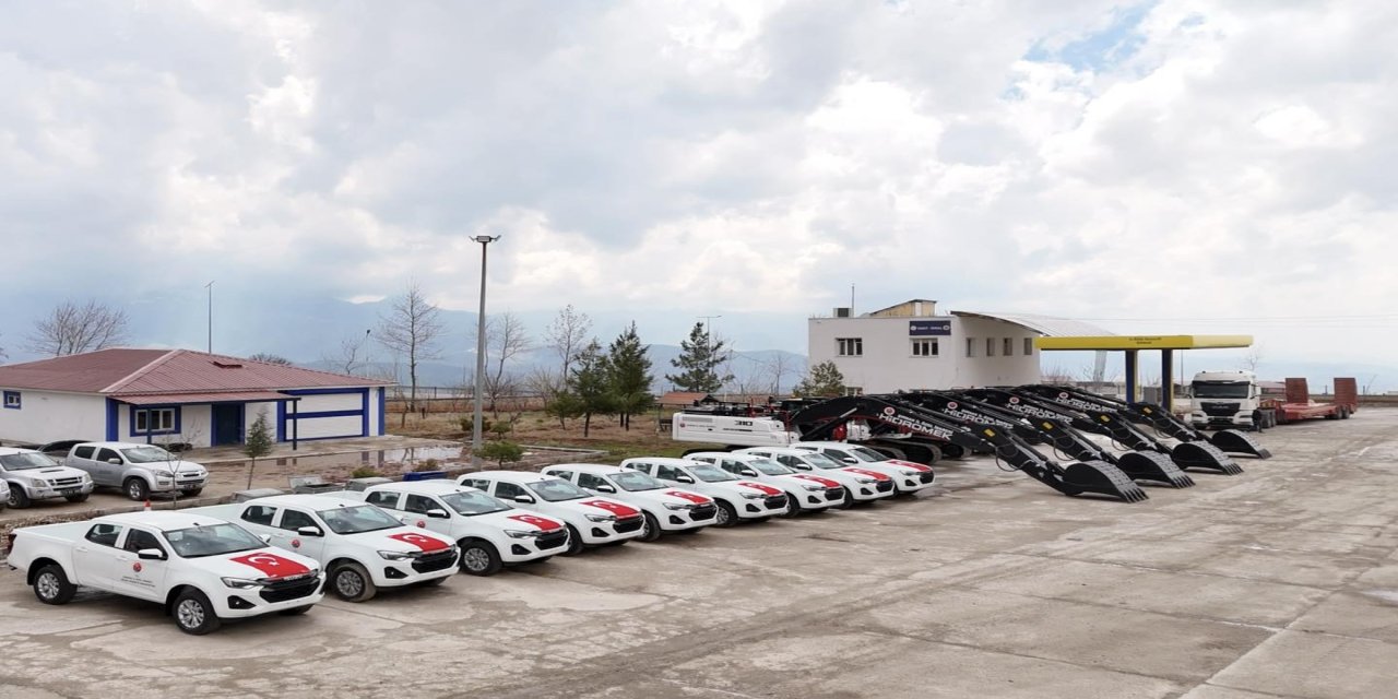Şırnak’a Yeni Araç ve İş Makinesi Takviyesi
